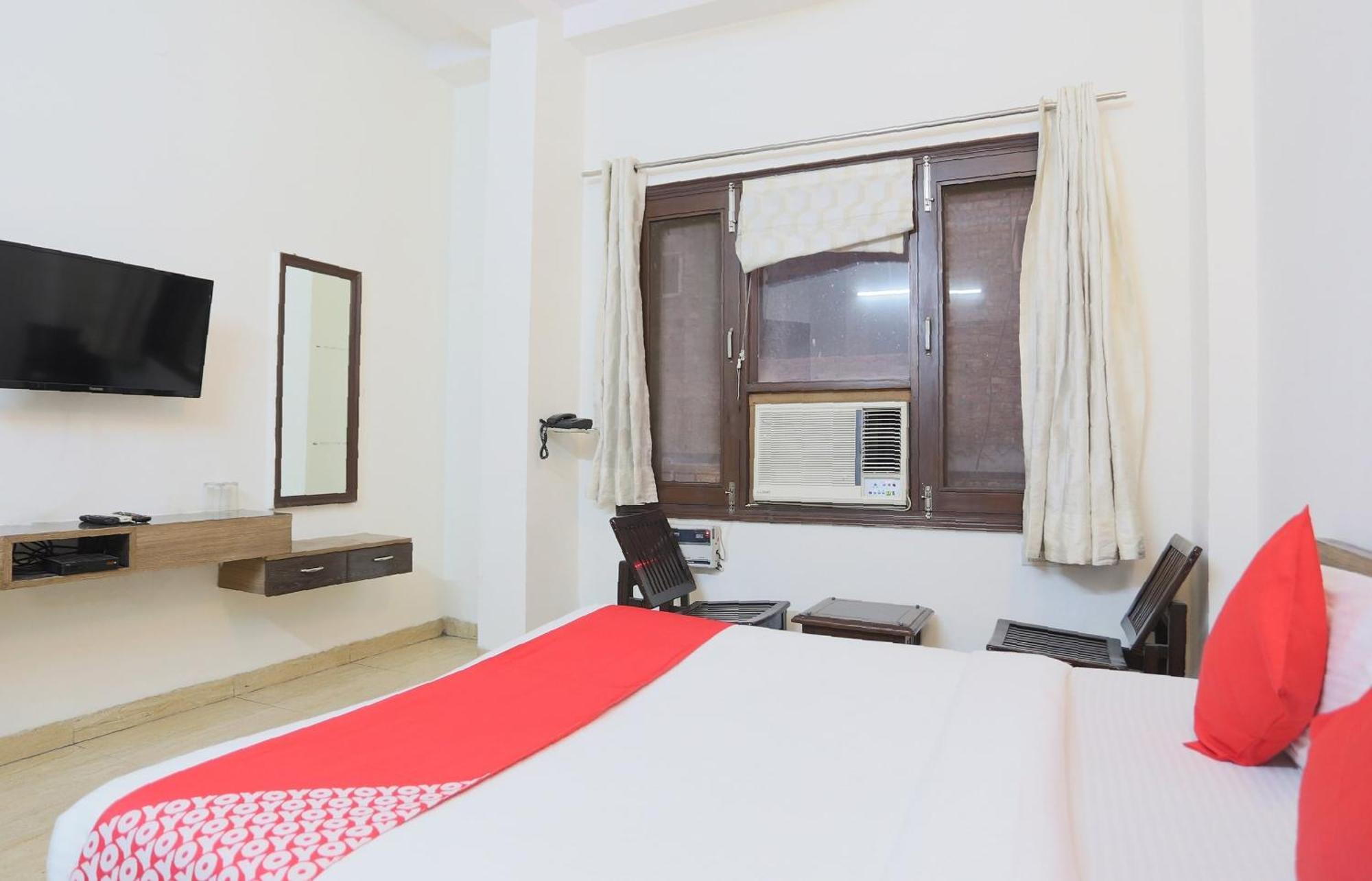 Hotel O New Raj Kamal Aurangábád Exteriér fotografie